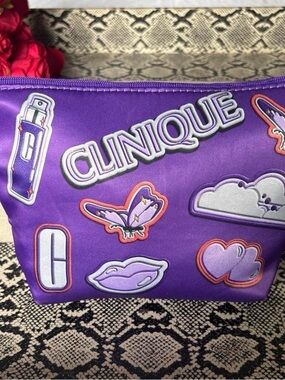Clinique Vibrant Purple Cosmetic Pouch